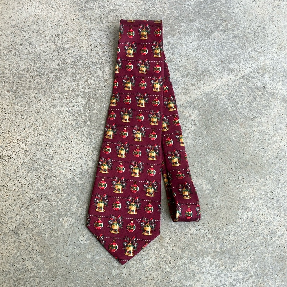 VTG Stafford Silk Christmas Holiday Tie